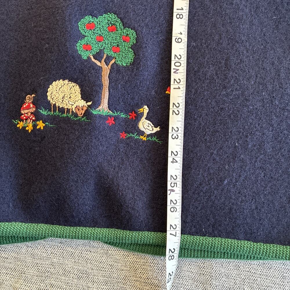 VTG Geiger Women's Sz48 Pure New Wool Sweater Vest Farmers Mushrooms Embroidered - Picture 16 of 16